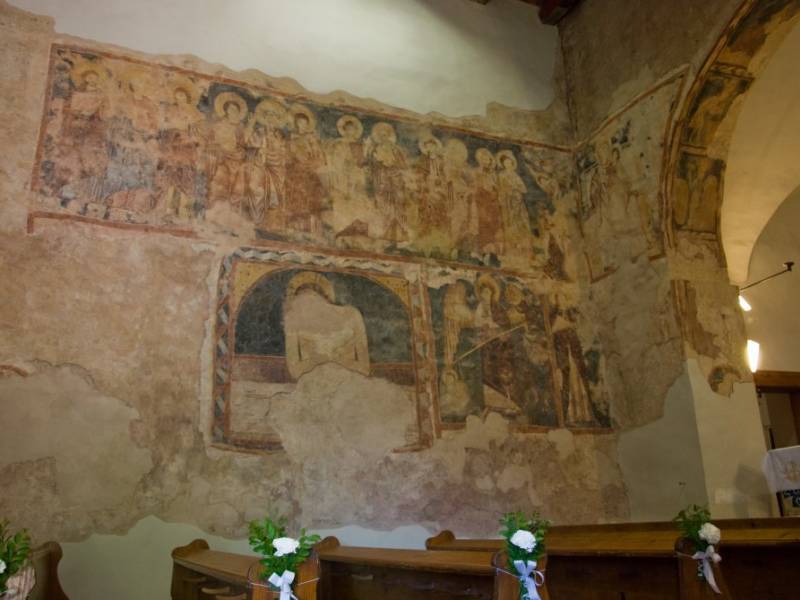 Freskó a cserkúti-templomban